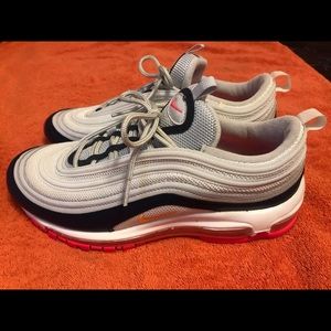 Women’s Nike Airmax 97 - 9.5